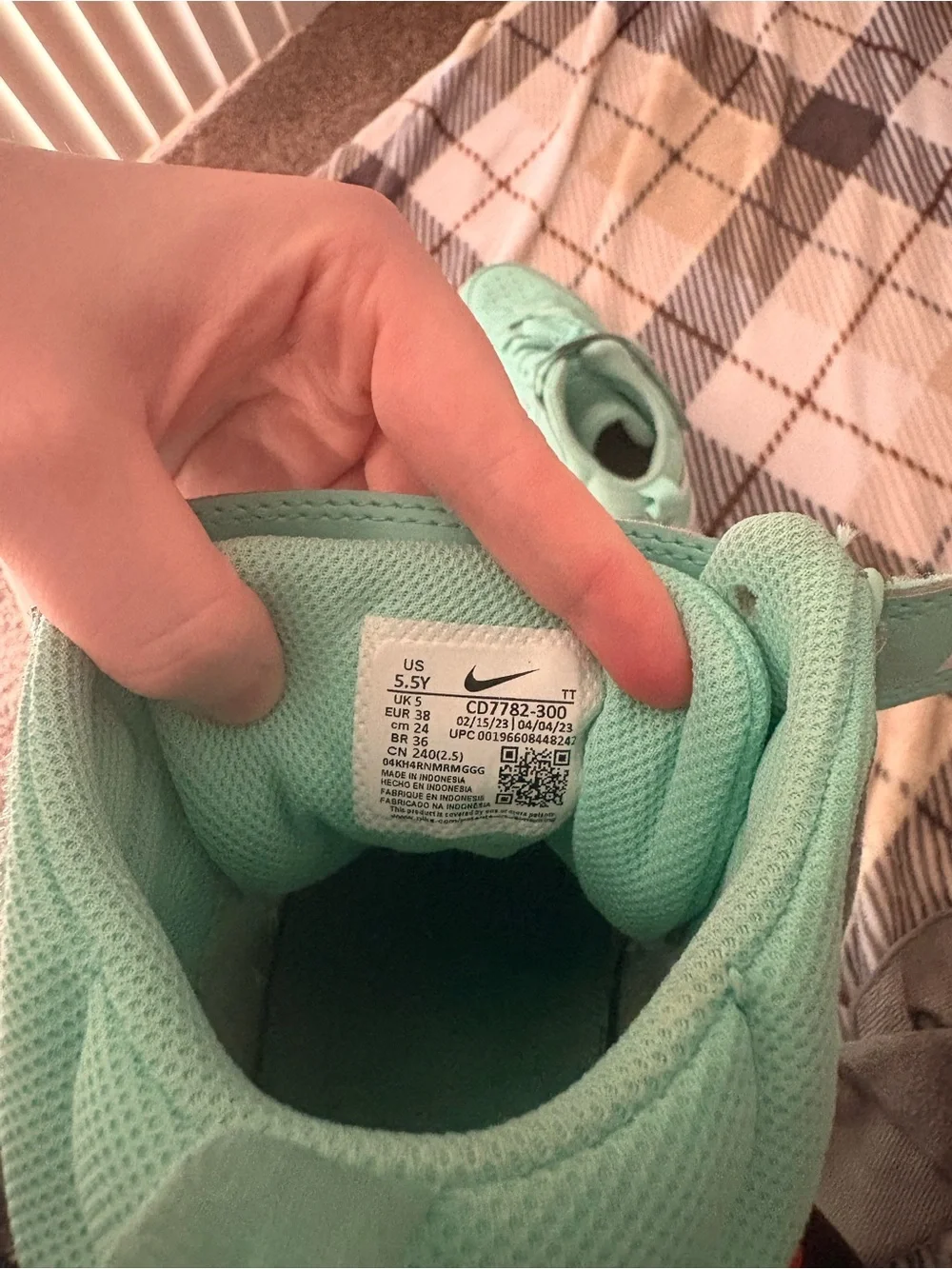 Nike Kids Mint Green High-Top Sneakers